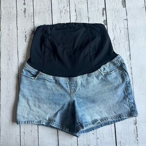 Isabel Maternity  Light Blue Denim Shorts with navy Waistband size 4